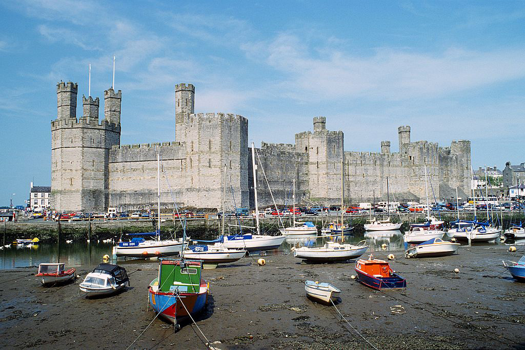 Caernarvon Castle - Photo 1994